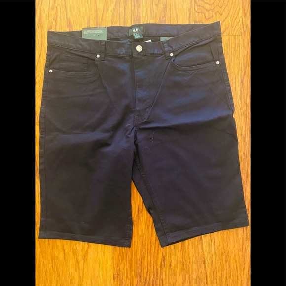 H&M Other - H&M Men’s Black Slim Fit Shorts Size 34 | Tags on!